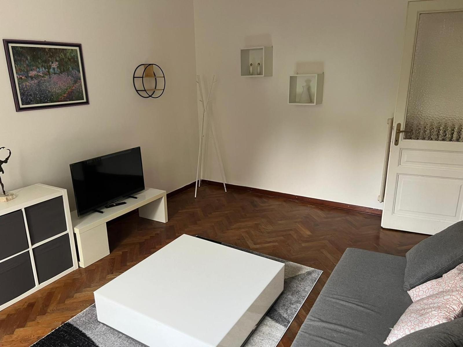 Casa Alice A 2 Passi Dal Centro 55 Mt 2 Apartment Trieste Bagian luar foto